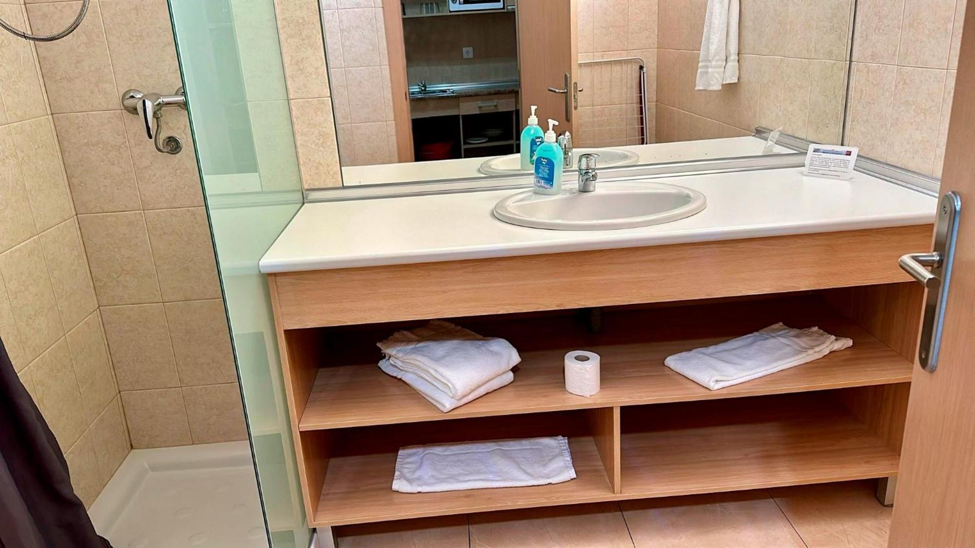 Apartamentos Turisticos Mediterraneo Cartagena Ngoại thất bức ảnh