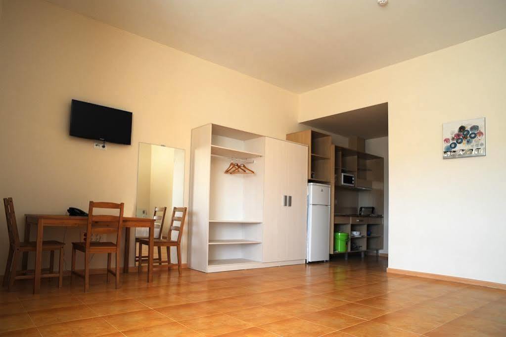 Apartamentos Turisticos Mediterraneo Cartagena Ngoại thất bức ảnh